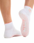 BERRY CUTE GRIP SOCKS