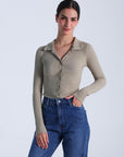 CALM BUTTON DOWN TOP