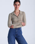 CALM BUTTON DOWN TOP