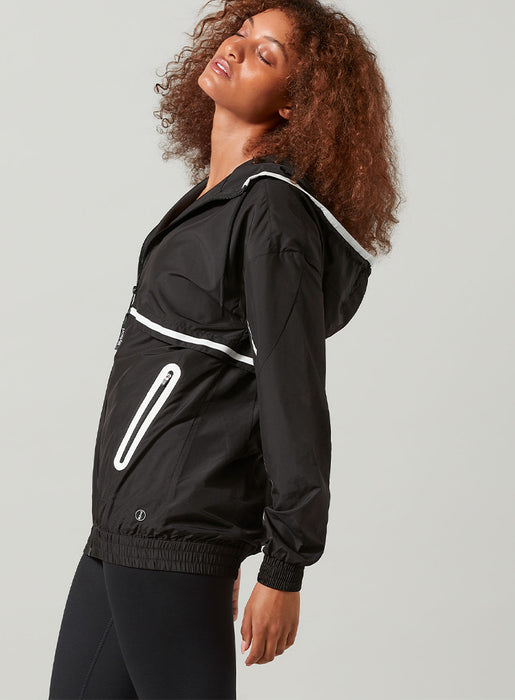 CAMILA WINDBREAKER