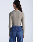 CALM BUTTON DOWN TOP