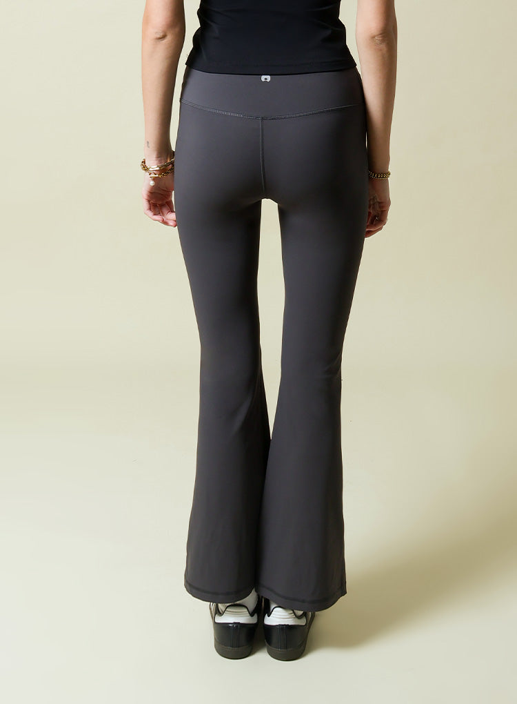 FINESSE FLARE PANTS
