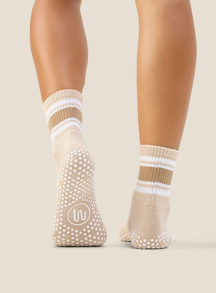 CREW GRIP SOCKS - BEIGE STRIPES