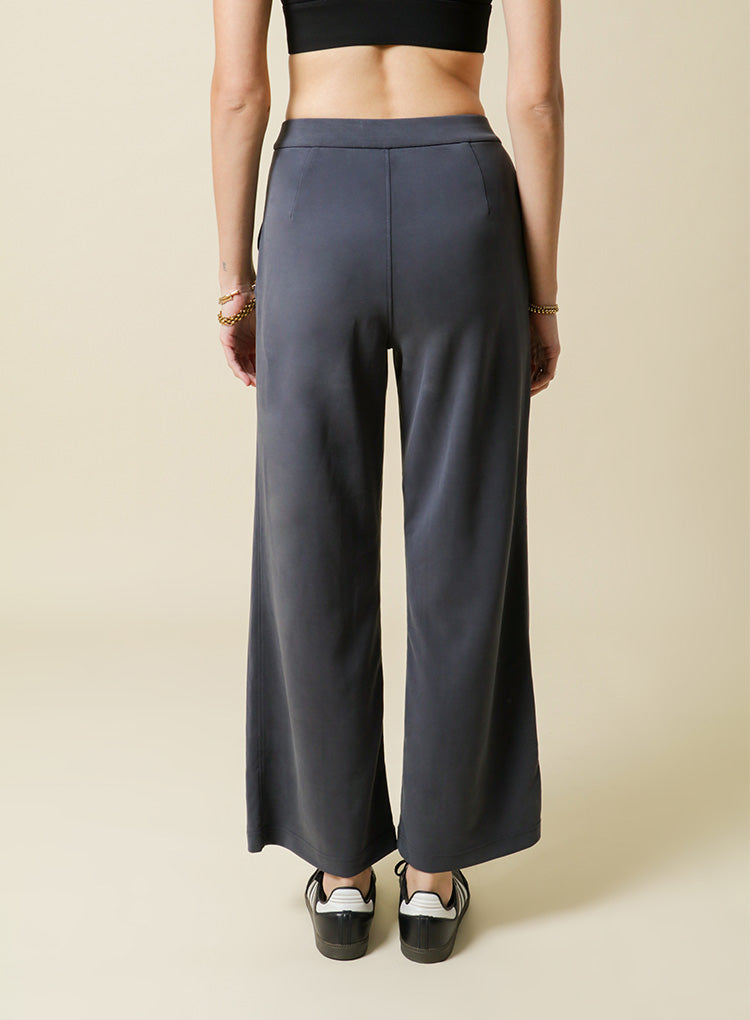 METRO PINTUCK PANTS