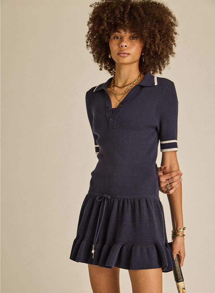 knit collared dress PLUME – Aura Athletica Color:Oryx Simply stunning! This is Crafted in a luxe iced-mocha